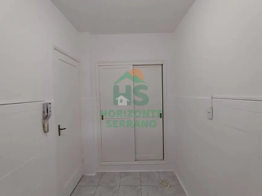 Foto 9 de Apartamento com 2 quartos à venda, 45m2 em Várzea, Teresopolis - RJ
