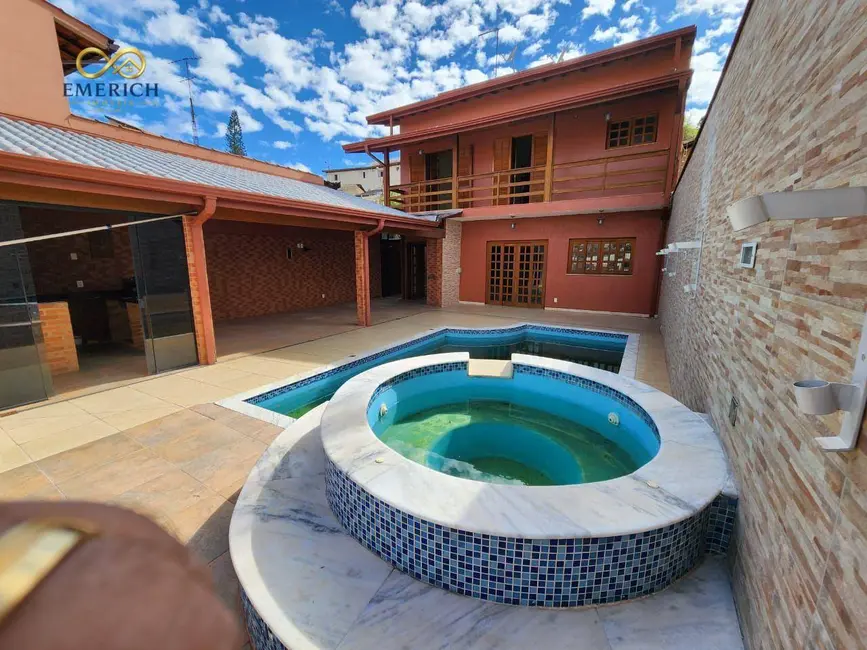 Foto 1 de Casa com 3 quartos à venda, 318m2 em Centro, Vinhedo - SP