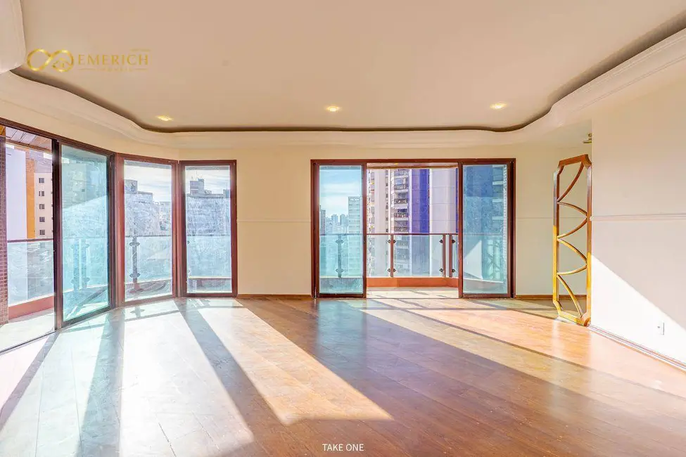 Foto 4 de Apartamento com 3 quartos à venda, 233m2 em Cambuí, Campinas - SP