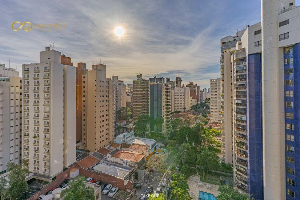 Foto 2 de Apartamento com 3 quartos à venda, 233m2 em Cambuí, Campinas - SP