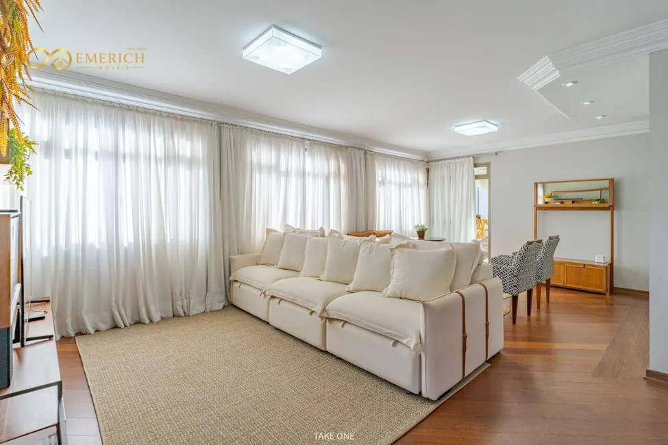 Apartamento com 4 quartos à venda, 212m2 em Cambuí, Campinas - SP - imagem 4 Foto 4 de Apartamento com 4 quartos à venda, 212m2 em Cambuí, Campinas - SP