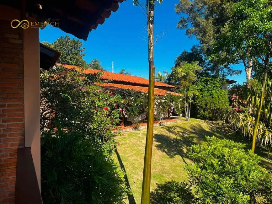 Chácara com 2 quartos à venda, 1531m2 em Caixa D´Água, Vinhedo - SP - imagem 3 Foto 3 de Chácara com 2 quartos à venda, 1531m2 em Caixa D´Água, Vinhedo - SP