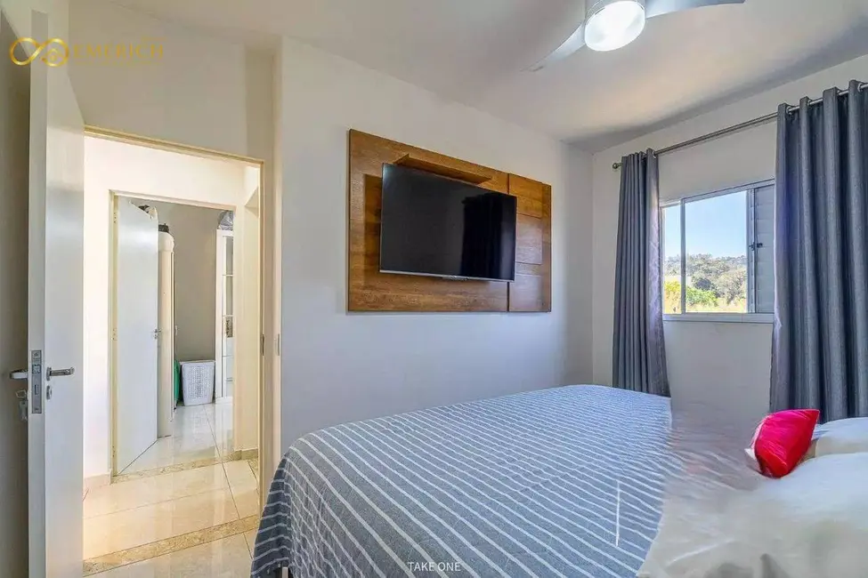 Apartamento com 2 quartos à venda, 52m2 em João XXIII, Vinhedo - SP - imagem 4 Foto 4 de Apartamento com 2 quartos à venda, 52m2 em João XXIII, Vinhedo - SP