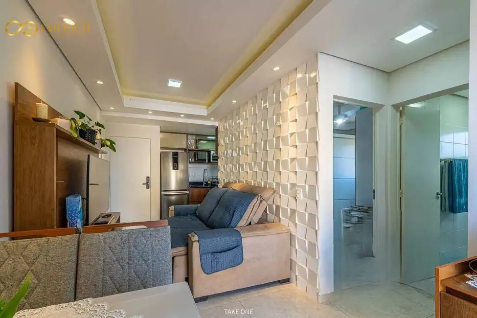 Apartamento com 2 quartos à venda, 52m2 em João XXIII, Vinhedo - SP - imagem 2 Foto 2 de Apartamento com 2 quartos à venda, 52m2 em João XXIII, Vinhedo - SP