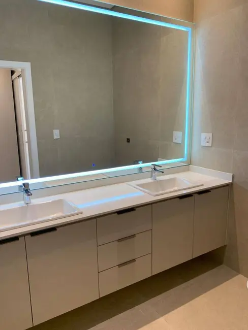 Casa de Condomínio com 3 quartos à venda, 400m2 em Sao Jose Do Rio Preto - SP - imagem 8 Foto 8 de Casa de Condomínio com 3 quartos à venda, 400m2 em Sao Jose Do Rio Preto - SP