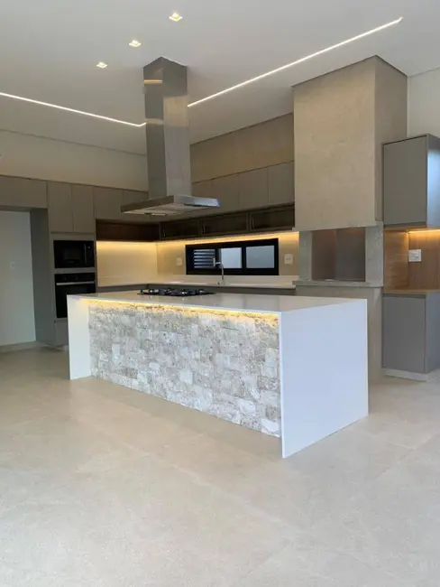 Casa de Condomínio com 3 quartos à venda, 400m2 em Sao Jose Do Rio Preto - SP - imagem 5 Foto 5 de Casa de Condomínio com 3 quartos à venda, 400m2 em Sao Jose Do Rio Preto - SP