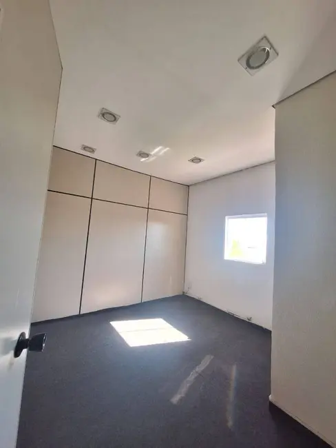 Foto 1 de Sala Comercial para alugar, 15m2 em Universitário, Sao Jose Do Rio Preto - SP