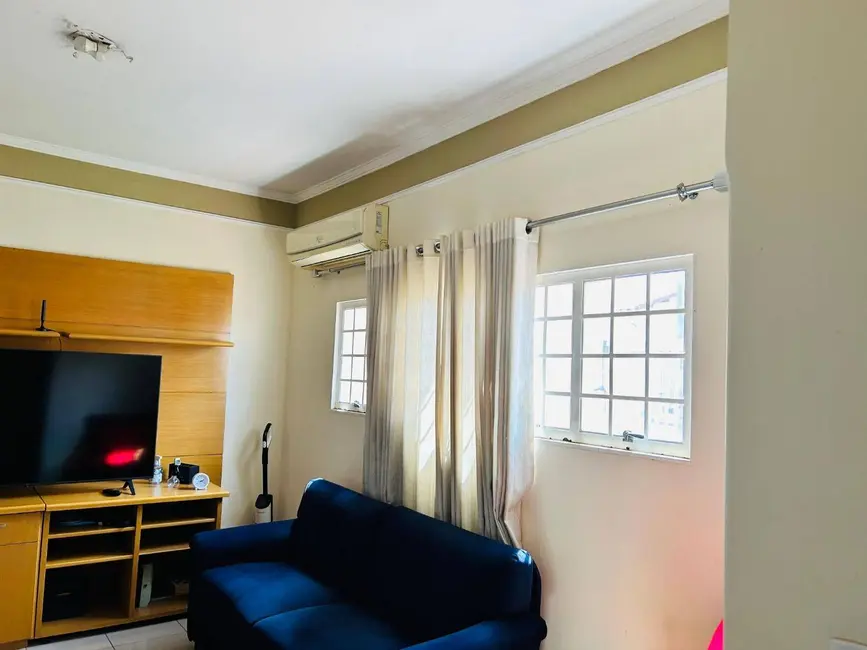Casa com 3 quartos à venda, 360m2 em Jardim Santa Catarina, Sao Jose Do Rio Preto - SP - imagem 7 Foto 7 de Casa com 3 quartos à venda, 360m2 em Jardim Santa Catarina, Sao Jose Do Rio Preto - SP