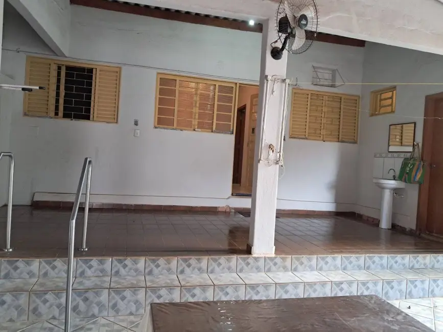 Casa com 2 quartos à venda, 340m2 em Vila Ercília, Sao Jose Do Rio Preto - SP - imagem 2 Foto 2 de Casa com 2 quartos à venda, 340m2 em Vila Ercília, Sao Jose Do Rio Preto - SP