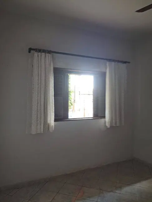 Casa com 2 quartos à venda, 340m2 em Vila Ercília, Sao Jose Do Rio Preto - SP - imagem 1 Foto 1 de Casa com 2 quartos à venda, 340m2 em Vila Ercília, Sao Jose Do Rio Preto - SP
