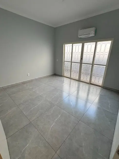 Casa para alugar, 450m2 em Universitário, Sao Jose Do Rio Preto - SP - imagem 7 Foto 7 de Casa para alugar, 450m2 em Universitário, Sao Jose Do Rio Preto - SP