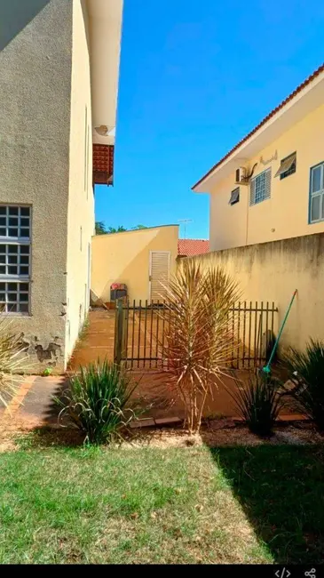 Foto 3 de Sobrado com 3 quartos à venda, 450m2 em Jardim Bosque das Vivendas, Sao Jose Do Rio Preto - SP