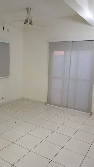 Foto 3 de Sobrado com 2 quartos à venda, 259m2 em Residencial Vila Flora, Sao Jose Do Rio Preto - SP