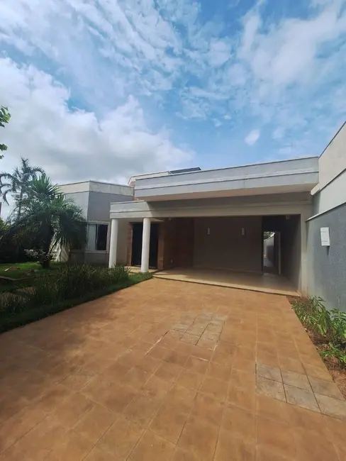 Foto 1 de Casa de Condomínio com 3 quartos à venda, 400m2 em Residencial Gaivota I, Sao Jose Do Rio Preto - SP