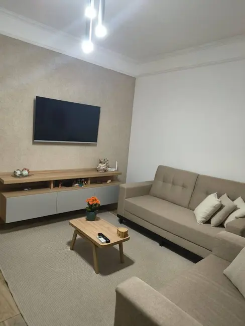 Casa com 2 quartos à venda, 200m2 em Parque Residencial Maria Zorita, Sao Jose Do Rio Preto - SP - imagem 4 Foto 4 de Casa com 2 quartos à venda, 200m2 em Parque Residencial Maria Zorita, Sao Jose Do Rio Preto - SP