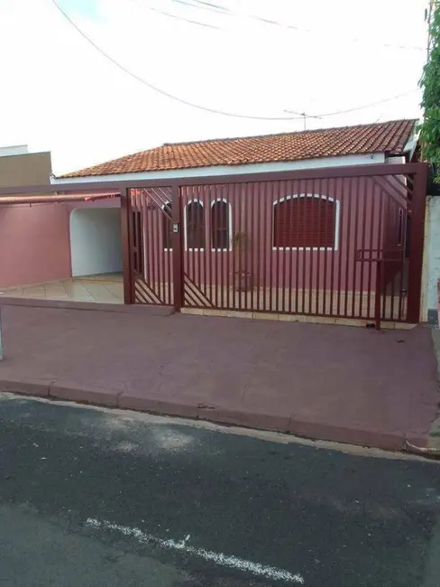 Casa com 3 quartos à venda, 200m2 em Solo Sagrado, Sao Jose Do Rio Preto - SP - imagem 3 Foto 3 de Casa com 3 quartos à venda, 200m2 em Solo Sagrado, Sao Jose Do Rio Preto - SP
