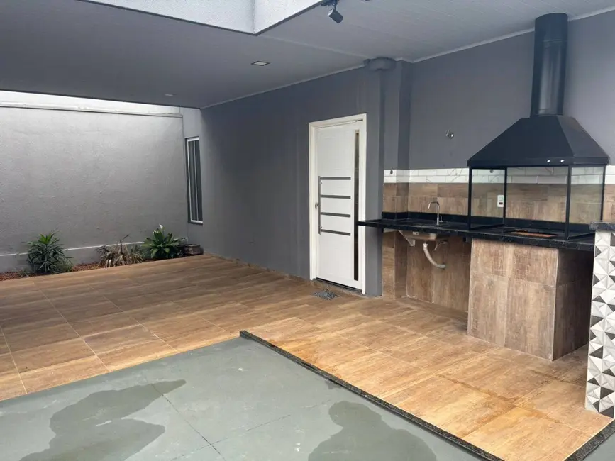 Foto 1 de Casa com 4 quartos à venda, 200m2 em Conjunto Habitacional São Deocleciano, Sao Jose Do Rio Preto - SP