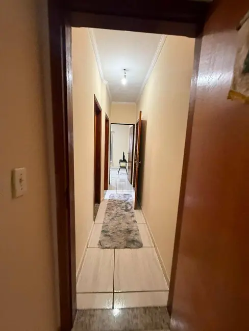 Casa com 3 quartos à venda, 275m2 em Jardim Alice, Sao Jose Do Rio Preto - SP - imagem 9 Foto 9 de Casa com 3 quartos à venda, 275m2 em Jardim Alice, Sao Jose Do Rio Preto - SP