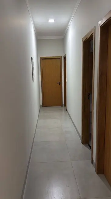 Foto 4 de Casa com 3 quartos à venda, 230m2 em Sao Jose Do Rio Preto - SP