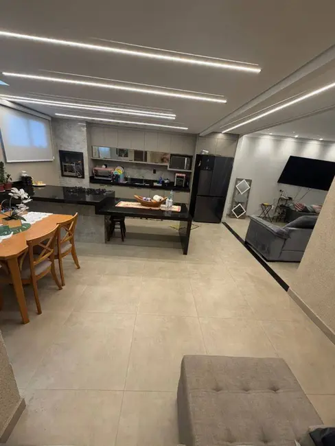 Casa de Condomínio com 3 quartos à venda, 110m2 em Sao Jose Do Rio Preto - SP - imagem 8 Foto 8 de Casa de Condomínio com 3 quartos à venda, 110m2 em Sao Jose Do Rio Preto - SP