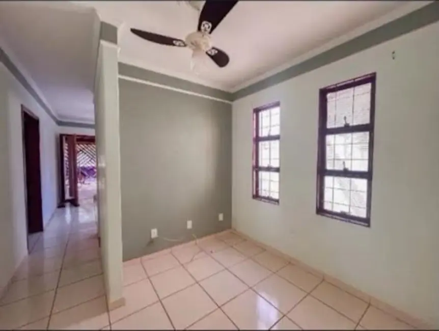 Casa com 3 quartos à venda, 200m2 em Conjunto Habitacional São Deocleciano, Sao Jose Do Rio Preto - SP - imagem 2 Foto 2 de Casa com 3 quartos à venda, 200m2 em Conjunto Habitacional São Deocleciano, Sao Jose Do Rio Preto - SP