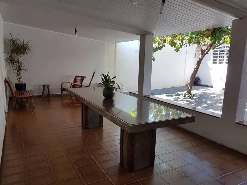Casa com 3 quartos à venda, 355m2 em Jardim Paulista, Sao Jose Do Rio Preto - SP - imagem 9 Foto 9 de Casa com 3 quartos à venda, 355m2 em Jardim Paulista, Sao Jose Do Rio Preto - SP