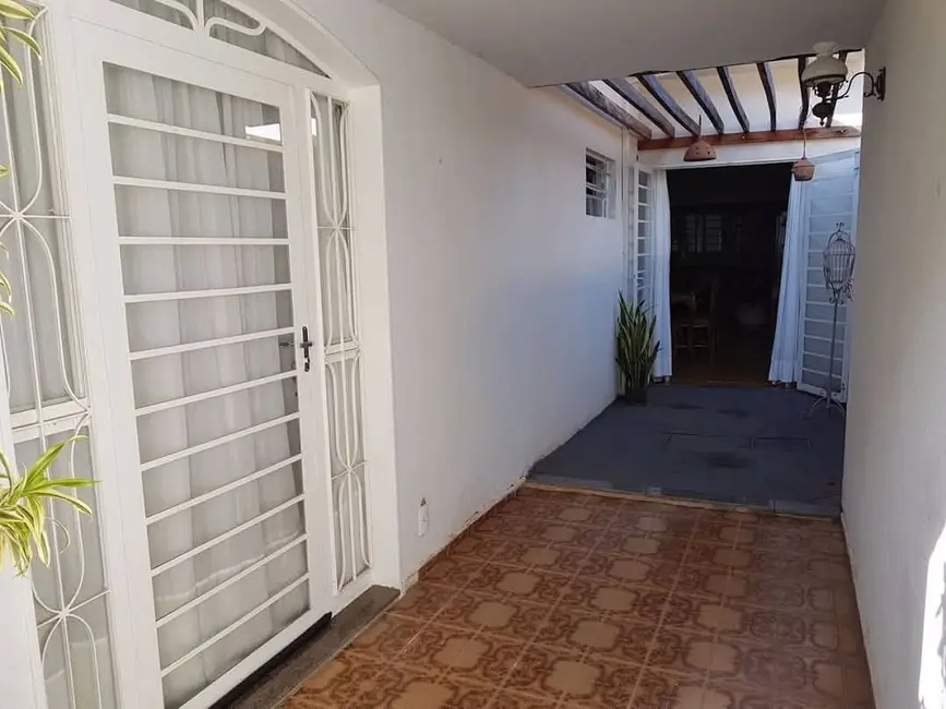 Casa com 3 quartos à venda, 355m2 em Jardim Paulista, Sao Jose Do Rio Preto - SP - imagem 4 Foto 4 de Casa com 3 quartos à venda, 355m2 em Jardim Paulista, Sao Jose Do Rio Preto - SP