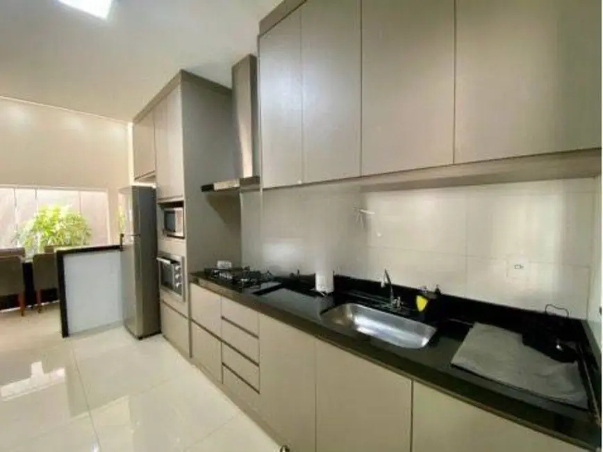 Foto 6 de Casa com 3 quartos à venda, 210m2 em Parque Residencial J. Macedo, Sao Jose Do Rio Preto - SP