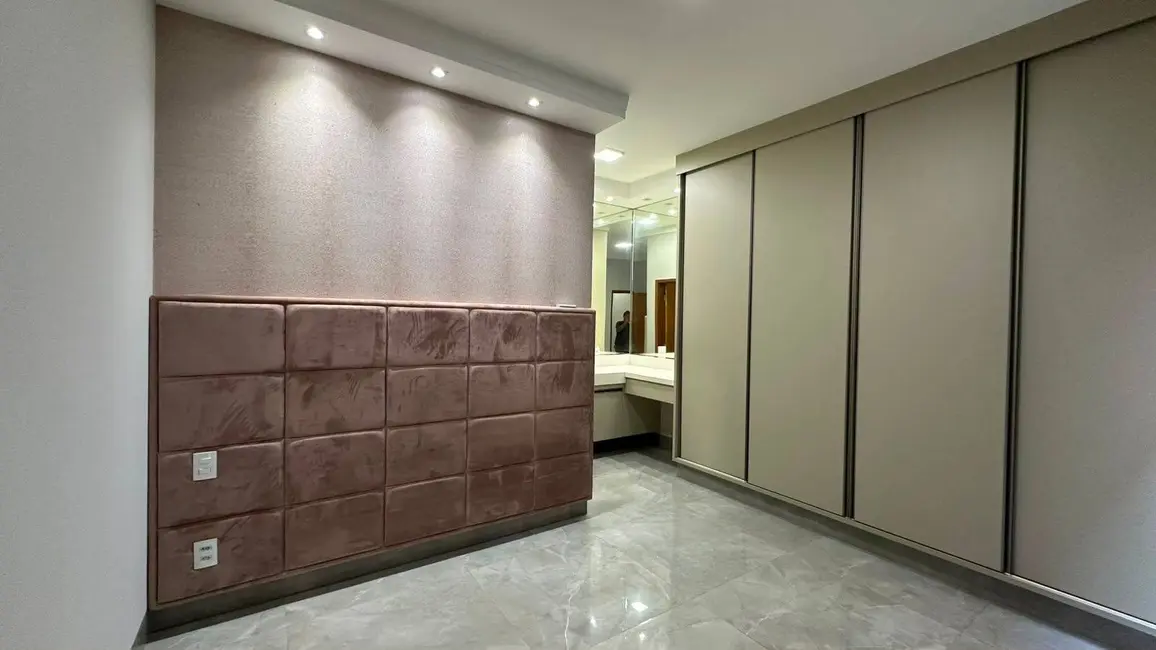 Foto 1 de Casa com 3 quartos à venda, 200m2 em SETSUL, Sao Jose Do Rio Preto - SP
