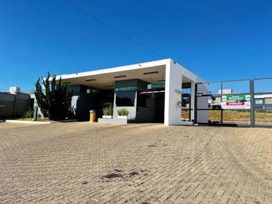 Foto 2 de Terreno / Lote à venda, 405m2 em Vespasiano - MG