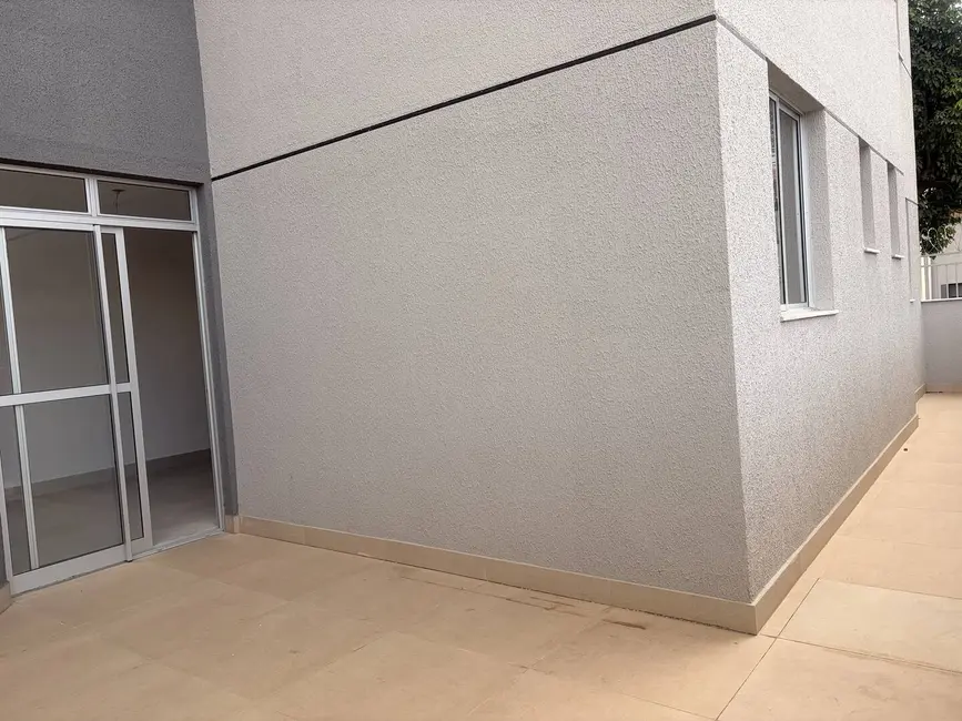 Apartamento com 2 quartos à venda, 110m2 em Santa Rosa, Belo Horizonte - MG - imagem 2 Foto 2 de Apartamento com 2 quartos à venda, 110m2 em Santa Rosa, Belo Horizonte - MG