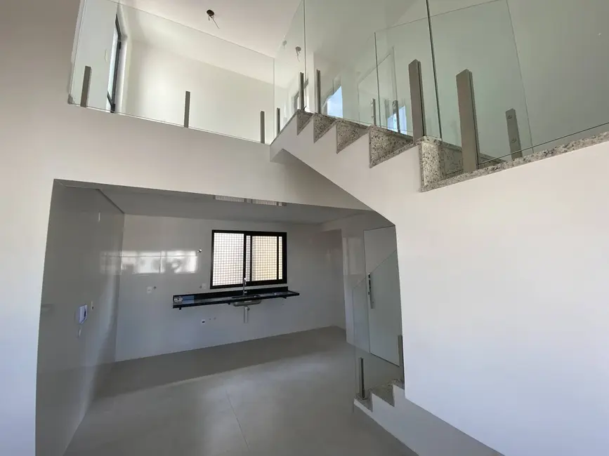 Foto 1 de Cobertura com 3 quartos à venda, 160m2 em Dona Clara, Belo Horizonte - MG