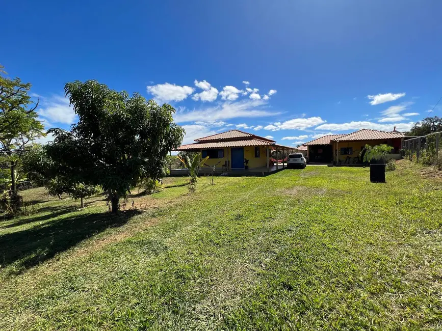 Foto 3 de Chácara com 3 quartos à venda, 750m2 em Jaboticatubas - MG