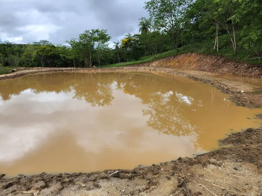 Foto 3 de Terreno / Lote à venda, 40000m2 em Jaboticatubas - MG