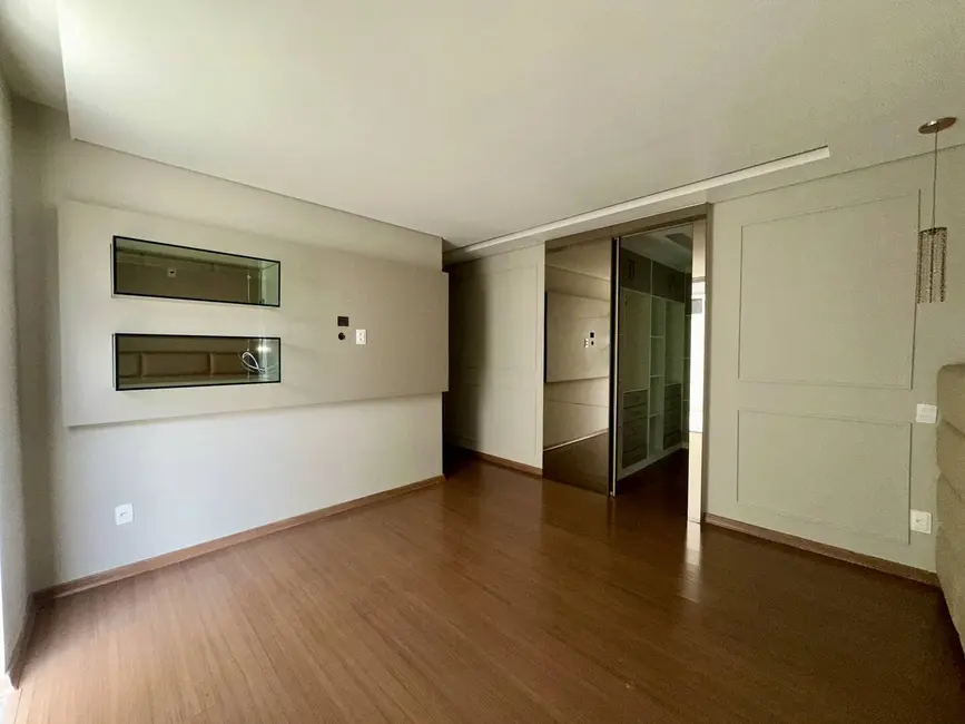 Apartamento com 4 quartos à venda, 180m2 em Castelo, Belo Horizonte - MG - imagem 9 Foto 9 de Apartamento com 4 quartos à venda, 180m2 em Castelo, Belo Horizonte - MG