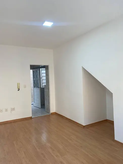 Casa com 2 quartos à venda, 68m2 em Dona Clara, Belo Horizonte - MG - imagem 2 Foto 2 de Casa com 2 quartos à venda, 68m2 em Dona Clara, Belo Horizonte - MG