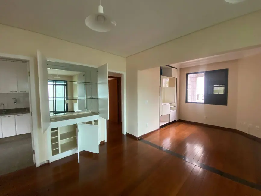 Foto 2 de Apartamento com 3 quartos à venda, 105m2 em Sion, Belo Horizonte - MG