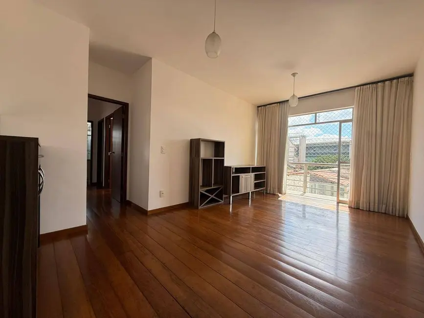 Foto 4 de Apartamento com 3 quartos à venda, 95m2 em Santa Tereza, Belo Horizonte - MG