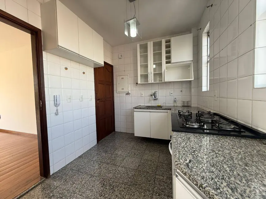 Foto 7 de Apartamento com 3 quartos à venda, 95m2 em Santa Tereza, Belo Horizonte - MG