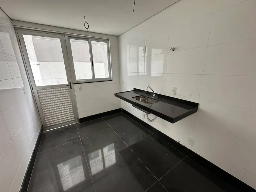 Foto 6 de Apartamento com 3 quartos à venda, 130m2 em Serrano, Belo Horizonte - MG