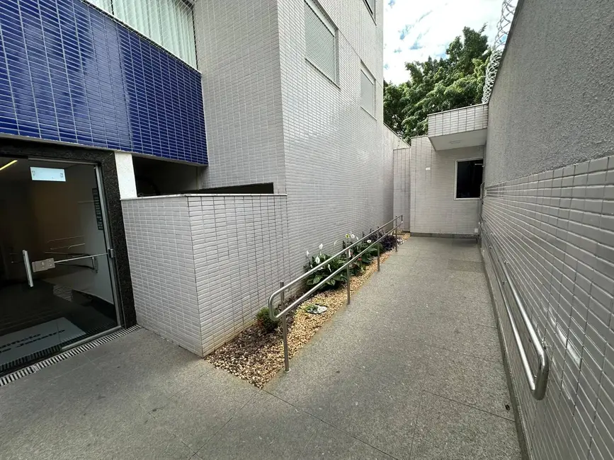 Foto 4 de Apartamento com 3 quartos à venda, 130m2 em Serrano, Belo Horizonte - MG