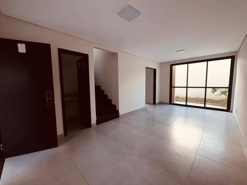 Casa de Condomínio com 4 quartos à venda, 200m2 em São Luiz, Belo Horizonte - MG - imagem 5 Foto 5 de Casa de Condomínio com 4 quartos à venda, 200m2 em São Luiz, Belo Horizonte - MG