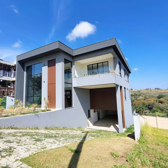 Foto 1 de Casa de Condomínio com 5 quartos à venda, 73m2 em Vespasiano - MG