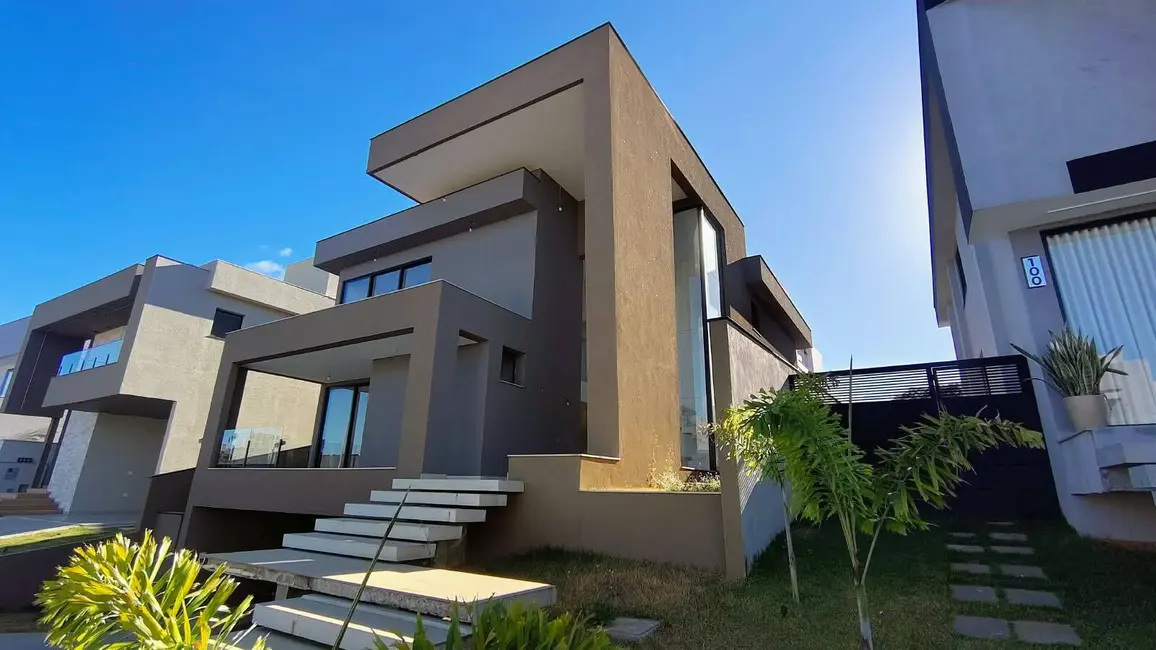 Foto 1 de Casa de Condomínio com 4 quartos à venda, 60m2 em Vespasiano - MG