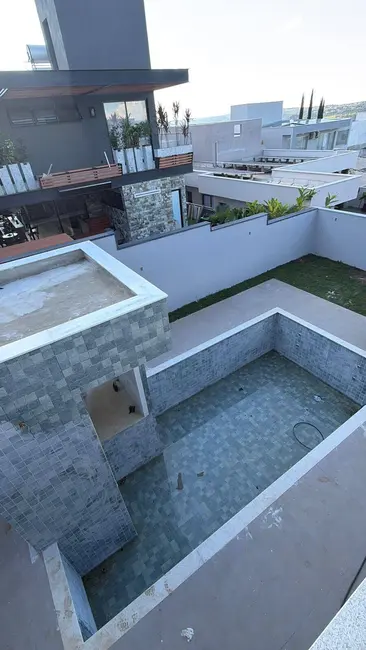 Foto 4 de Casa de Condomínio com 4 quartos à venda, 68m2 em Vespasiano - MG