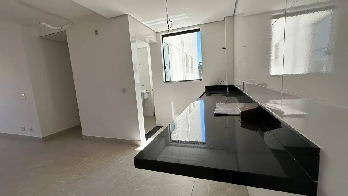 Foto 4 de Apartamento com 3 quartos à venda, 76m2 em Serrano, Belo Horizonte - MG