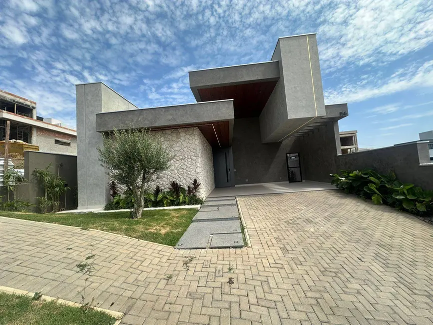 Foto 1 de Casa de Condomínio com 4 quartos à venda, 205m2 em Vespasiano - MG