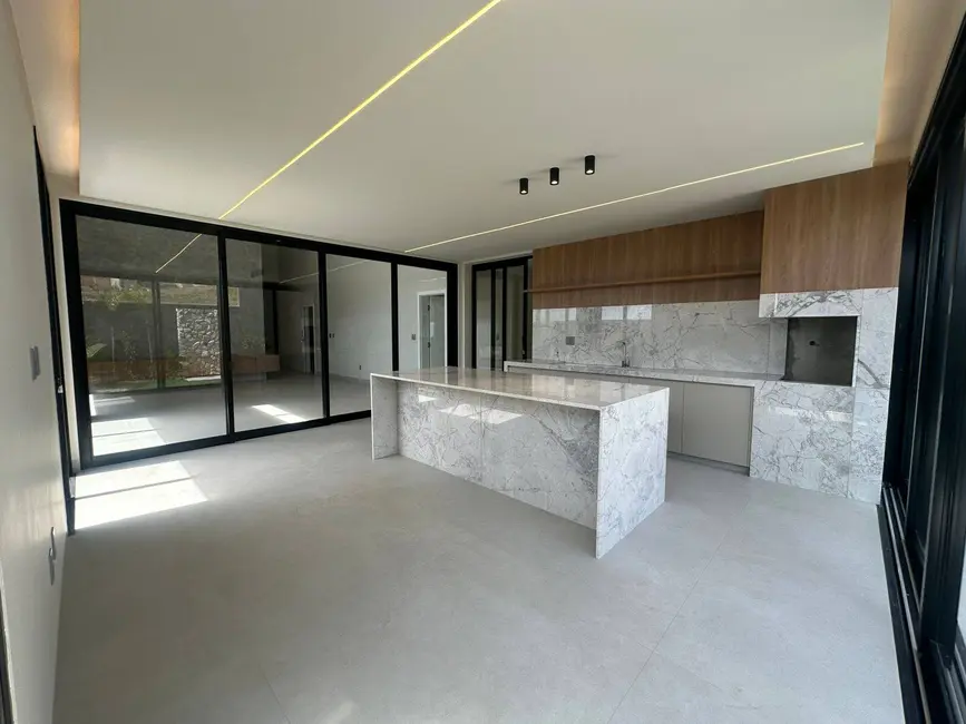Foto 7 de Casa de Condomínio com 4 quartos à venda, 205m2 em Vespasiano - MG