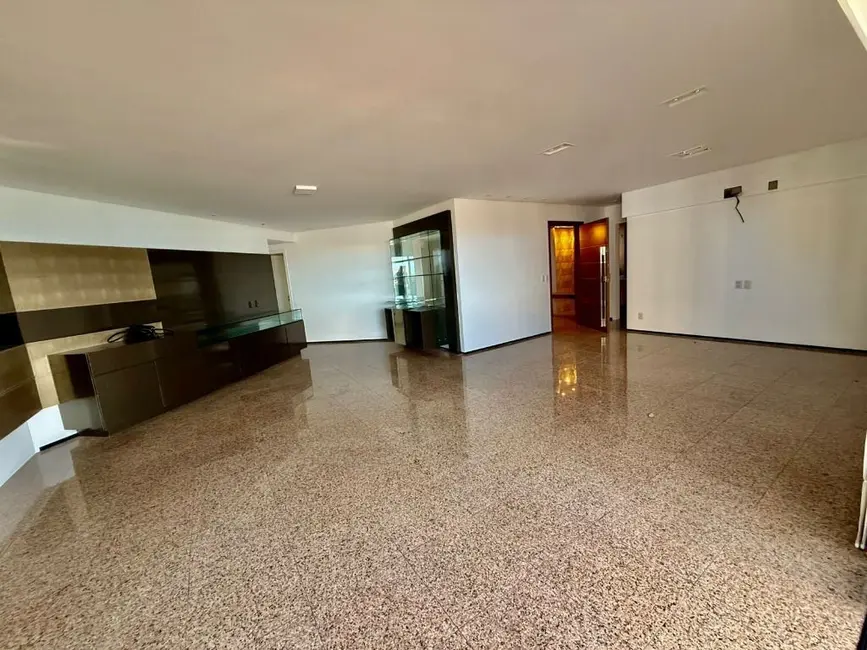 Foto 3 de Apartamento com 3 quartos à venda, 225m2 em Meireles, Fortaleza - CE