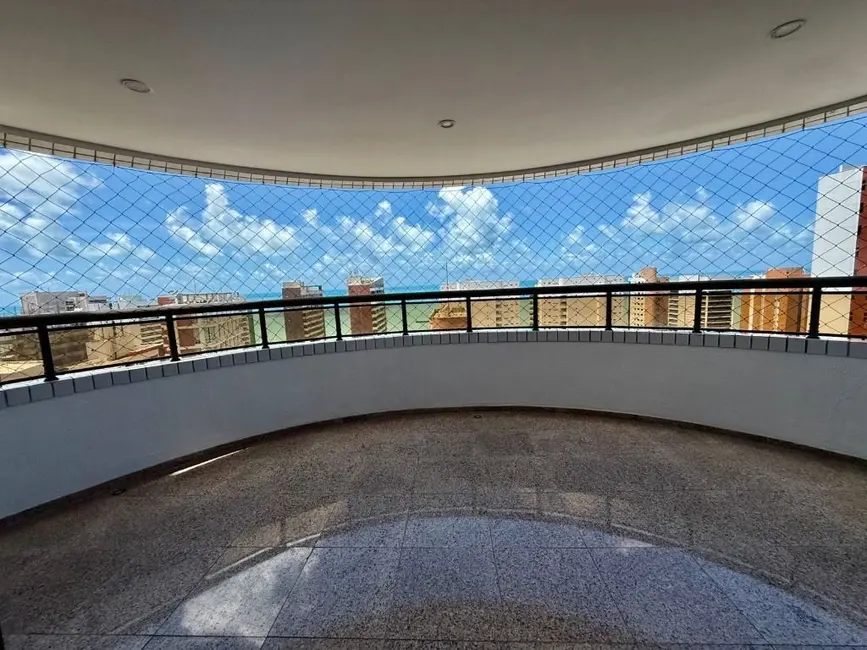 Foto 1 de Apartamento com 3 quartos à venda, 225m2 em Meireles, Fortaleza - CE